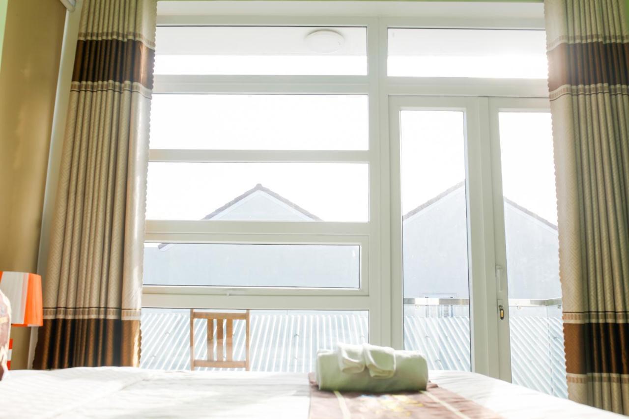 Chau Plus Homestay Хой Ан Екстериор снимка