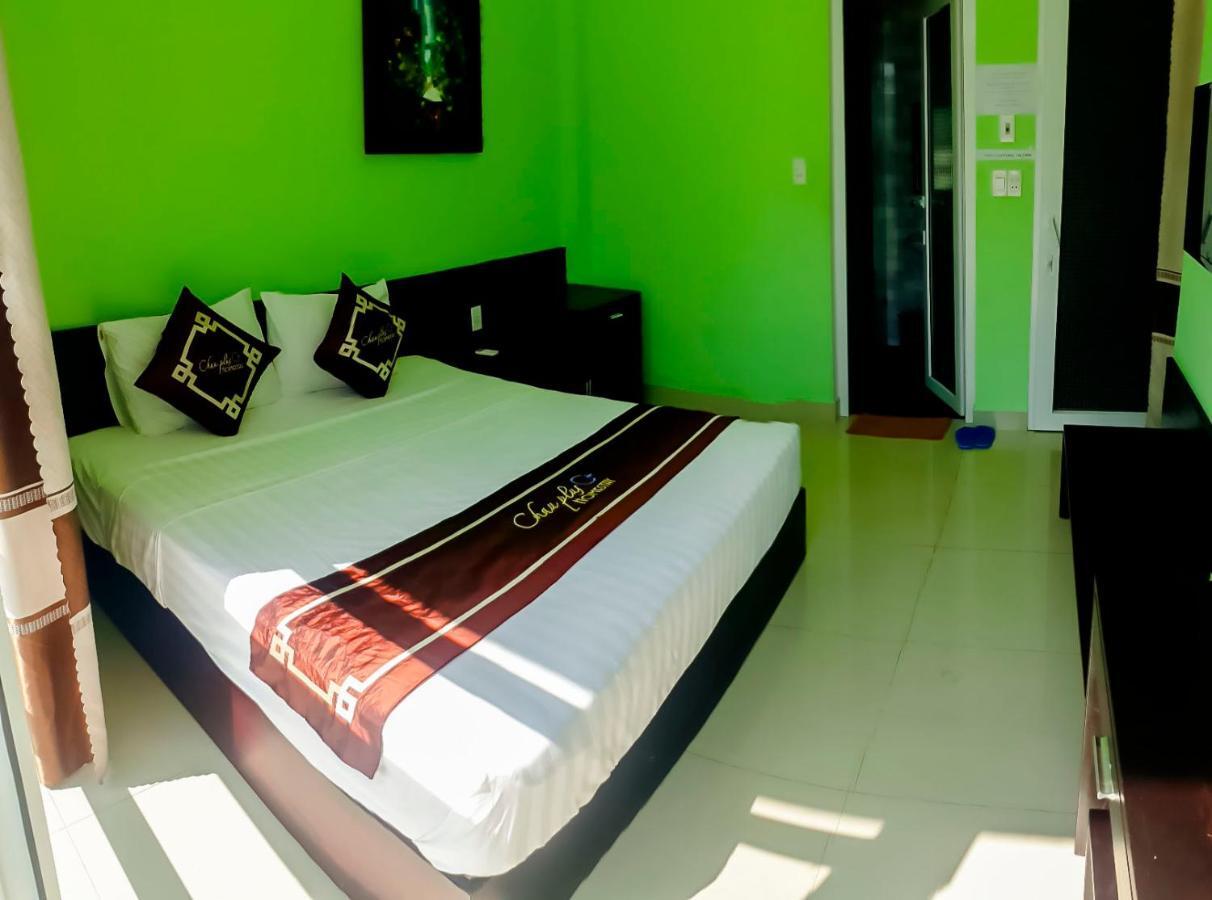 Chau Plus Homestay Хой Ан Екстериор снимка